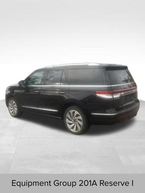 Infinite Black Metallic 2023 Lincoln Navigator Reserve