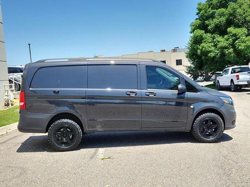 2021 Mercedes-Benz Metris Base