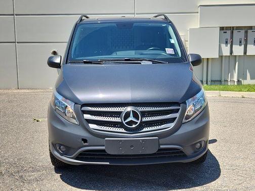 2021 Mercedes-Benz Metris Base