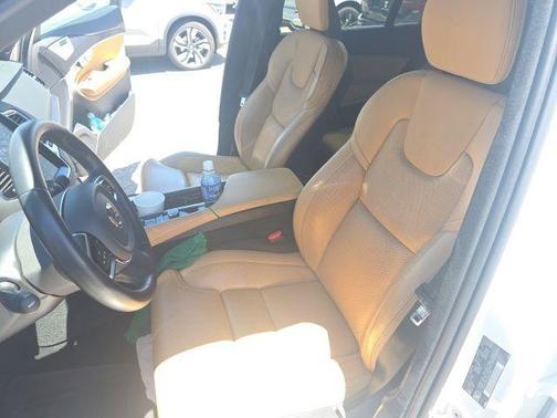 White 2023 Volvo XC90 Recharge Plug-In Hybrid T8 Ultimate Bright Theme 7-Seater