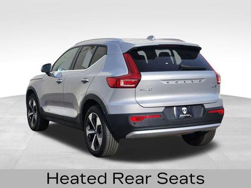 Silver 2025 Volvo XC40 B5 Core Bright Theme