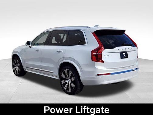 2024 Volvo XC90 Recharge Plug-In Hybrid T8 Plus Bright Theme 7 Passenger