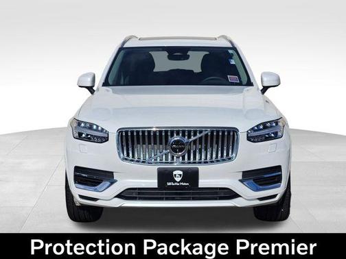 2024 Volvo XC90 Recharge Plug-In Hybrid T8 Plus Bright Theme 7 Passenger