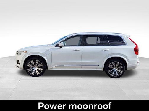 2024 Volvo XC90 Recharge Plug-In Hybrid T8 Plus Bright Theme 7 Passenger