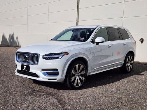 2024 Volvo XC90 Recharge Plug-In Hybrid T8 Plus Bright Theme 7 Passenger