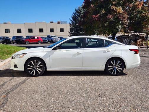 2019 Nissan Altima 2.5 SR