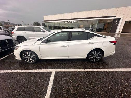 2019 Nissan Altima 2.5 SR