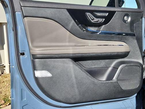 2025 Lincoln Corsair Reserve