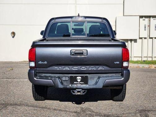 2019 Toyota Tacoma SR