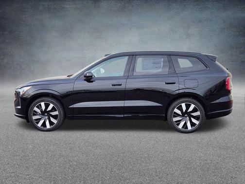 Onyx Black Metallic 2025 Volvo EX90 Twin Motor Ultra