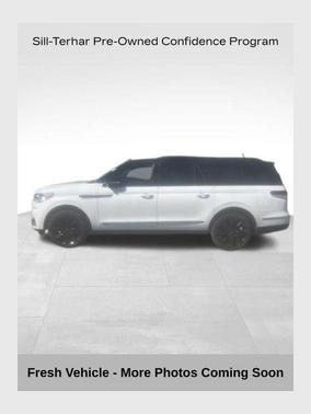 2022 Lincoln Navigator L Black Label