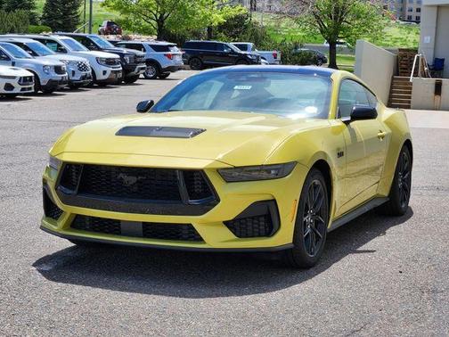 2025 Ford Mustang GT Premium