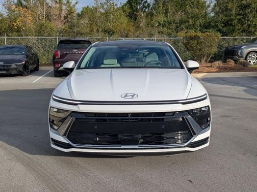 2024 Hyundai SONATA Hybrid Limited