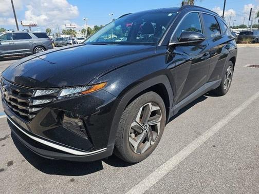 Black 2023 Hyundai TUCSON SEL