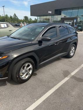 Black 2024 Hyundai TUCSON SEL