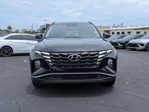 Black 2024 Hyundai TUCSON SEL