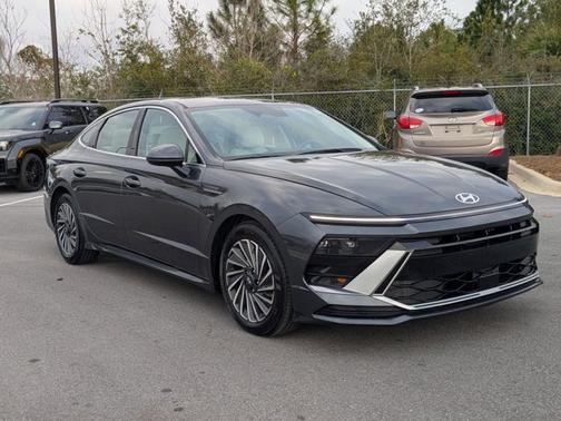 2024 Hyundai SONATA Hybrid SEL