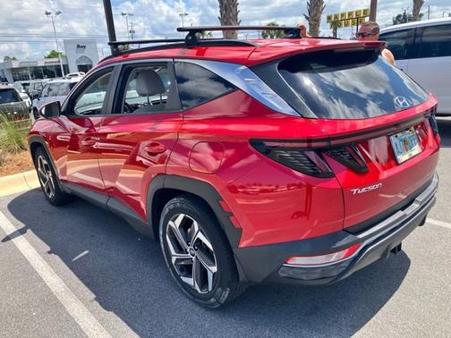 Red 2023 Hyundai TUCSON SEL