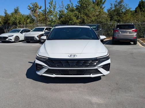 2025 Hyundai ELANTRA HEV Limited
