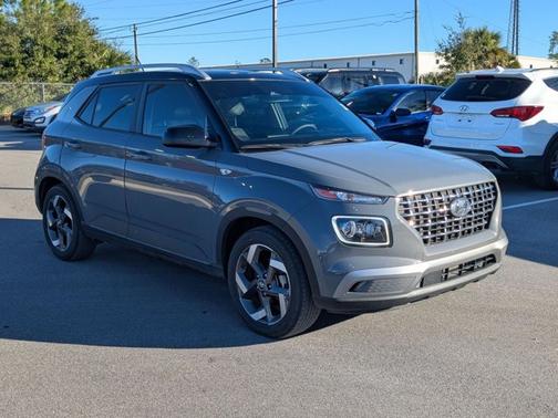 2023 Hyundai VENUE Limited