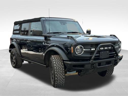 2022 Ford Bronco Black Diamond