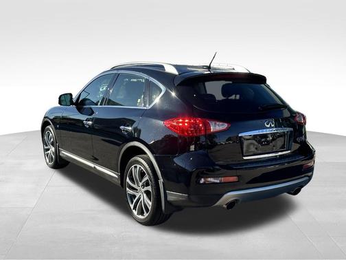 Black 2017 INFINITI QX50 Base
