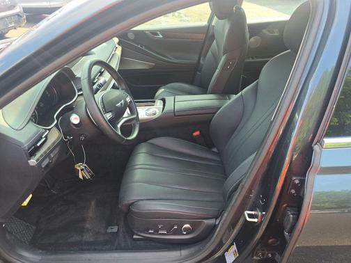 2024 Genesis Electrified G80 Advanced