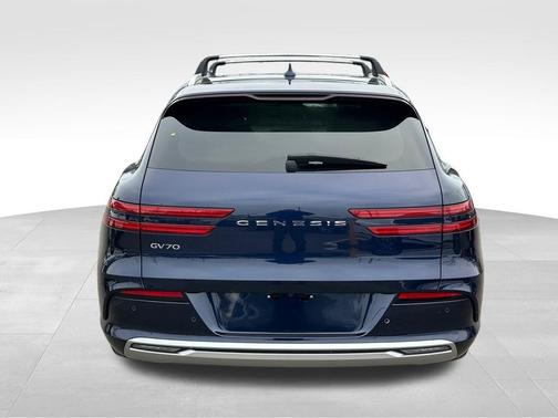 2024 Genesis Electrified GV70 Advanced