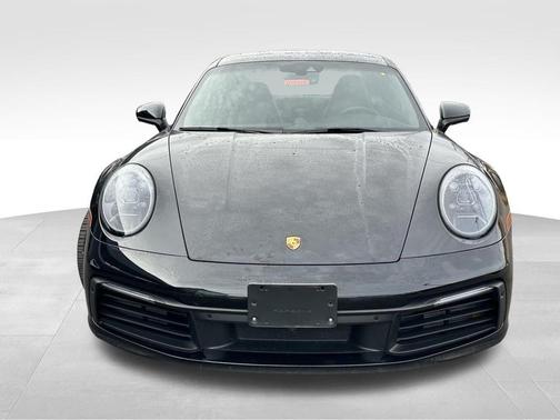 2024 Porsche 911 Carrera 4