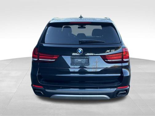 Black Sapphire Metallic 2017 BMW X5 eDrive xDrive40e