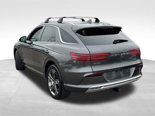 2025 Genesis Electrified GV70 Advanced