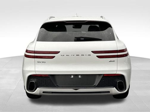 2024 Genesis GV70 2.5T