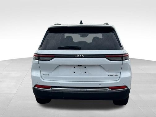 Bright White Clearcoat 2024 Jeep Grand Cherokee Limited