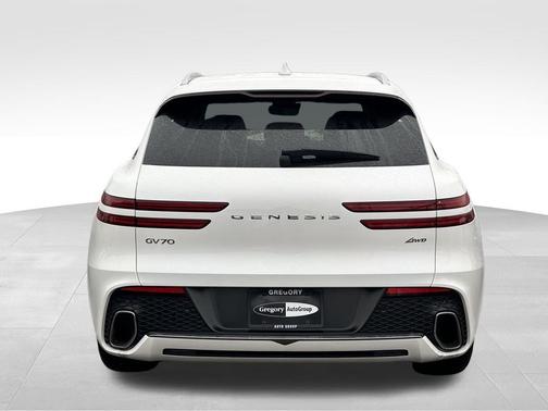 2025 Genesis GV70 2.5T