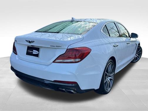 2020 Genesis G70 2.0T