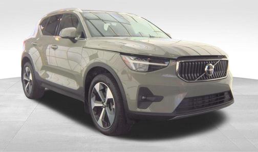 Sage Green Metallic 2025 Volvo XC40 B5 Plus Bright Theme