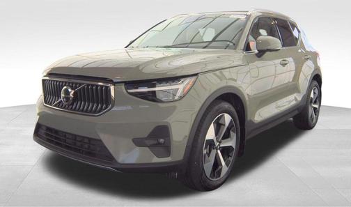 Sage Green Metallic 2025 Volvo XC40 B5 Plus Bright Theme