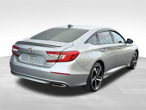 2022 Honda Accord Sport SE