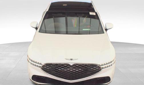 Uyuni White 2026 Genesis G90 3.5T e-SC
