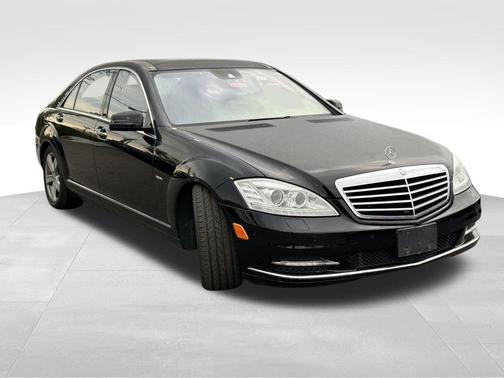 2012 Mercedes-Benz S-Class S 550 4MATIC