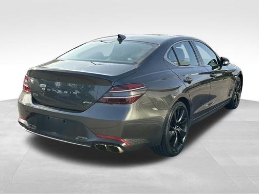 Makalu Gray 2023 Genesis G70 2.0T