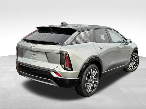 Silver Metallic 2026 Cadillac OPTIQ Sport