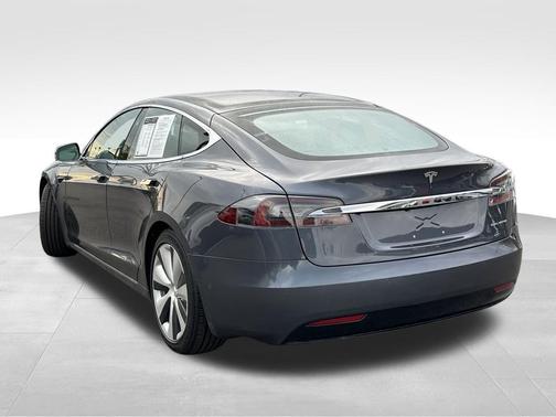 2021 Tesla Model S Long Range