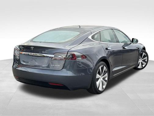 2021 Tesla Model S Long Range
