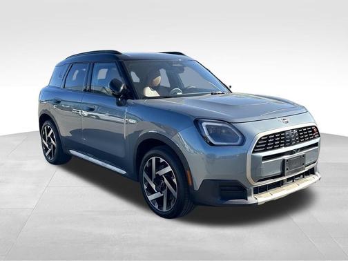 Smoke Green 2025 MINI Countryman S