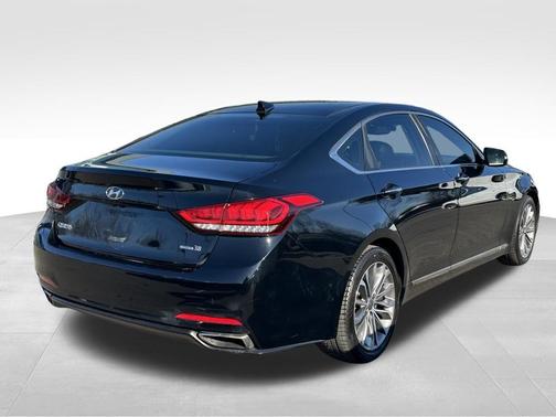 Caspian Black 2015 Hyundai Genesis 3.8