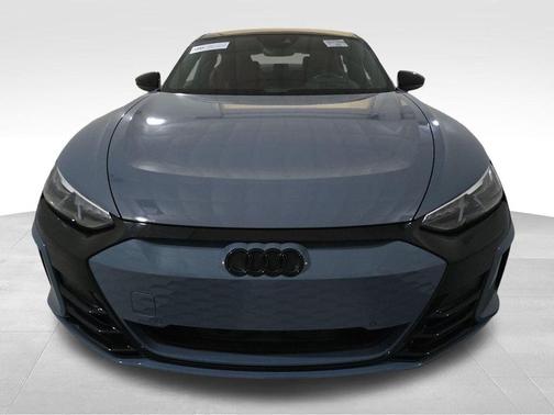 Kemora Gray Metallic 2023 Audi RS e-tron GT Base
