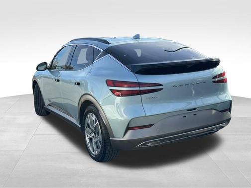 2025 Genesis GV60 Standard