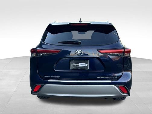 2020 Toyota Highlander Platinum