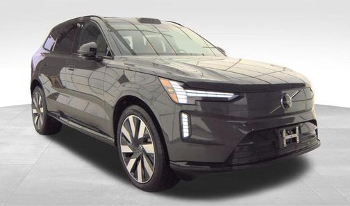 Platinum Grey Metallic 2025 Volvo EX90 Twin Motor Plus